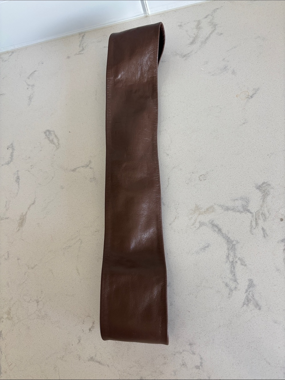 Emmanuel Vintage Brown Leather Women’s Waist Belt with Gold Shell Buckle - Picture 3 of 5